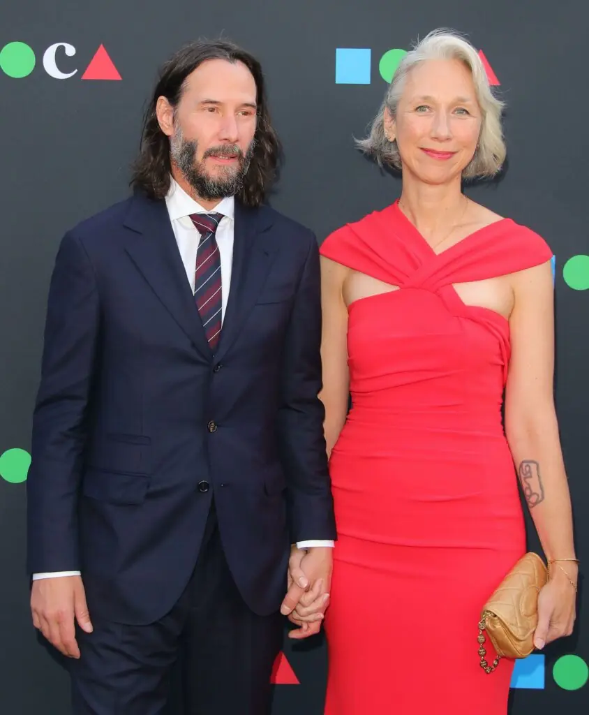 size-large wp-image-1263184866