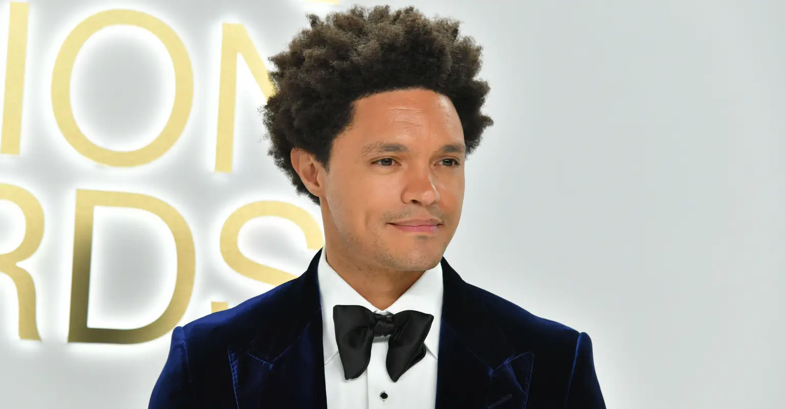 Trevor Noah delivers teary-eyed 'goodbye' to 'Daily Show' in farewell episode