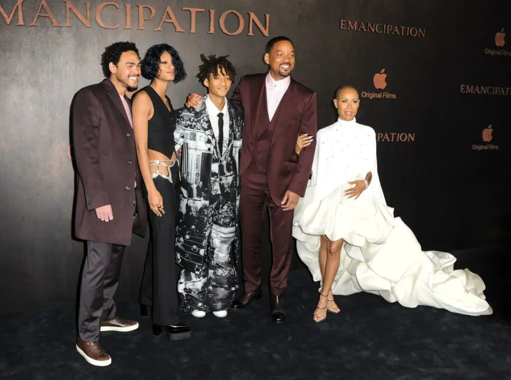 size-large wp-image-1263183583