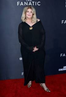 size-large wp-image-1263181971