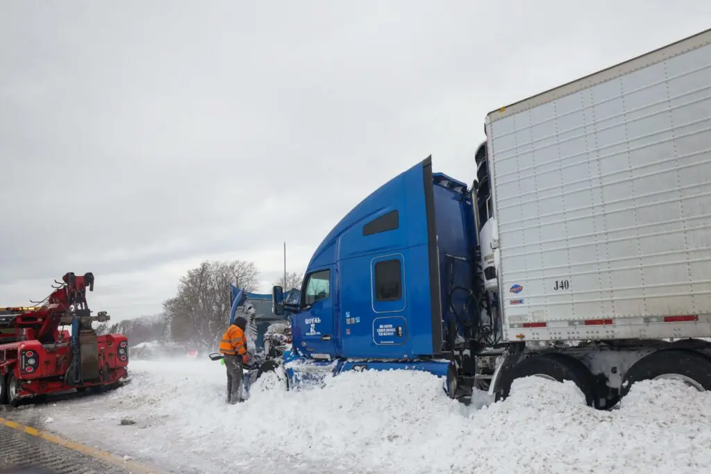 size-large wp-image-1263186262