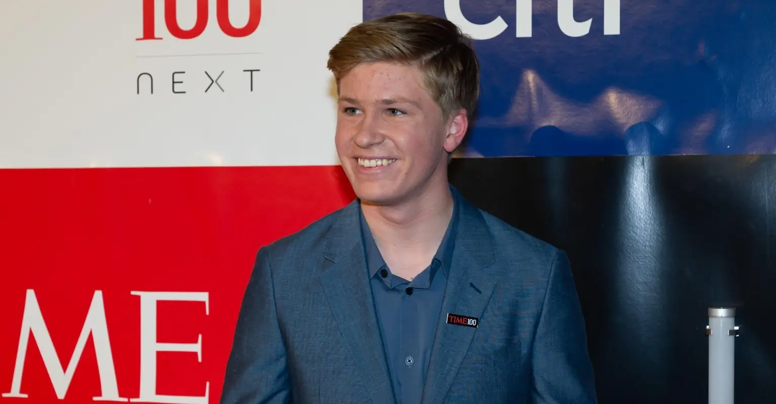 Fans gush as Robert Irwin, 19, is seen getting cozy with Heath Ledger's niece