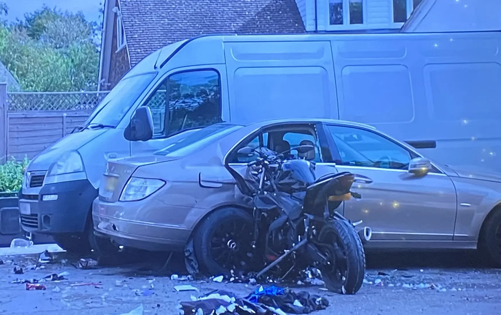 $180,000 raised for dad who was jailed after tackling burglars who escaped prison sentences - Article Image 2