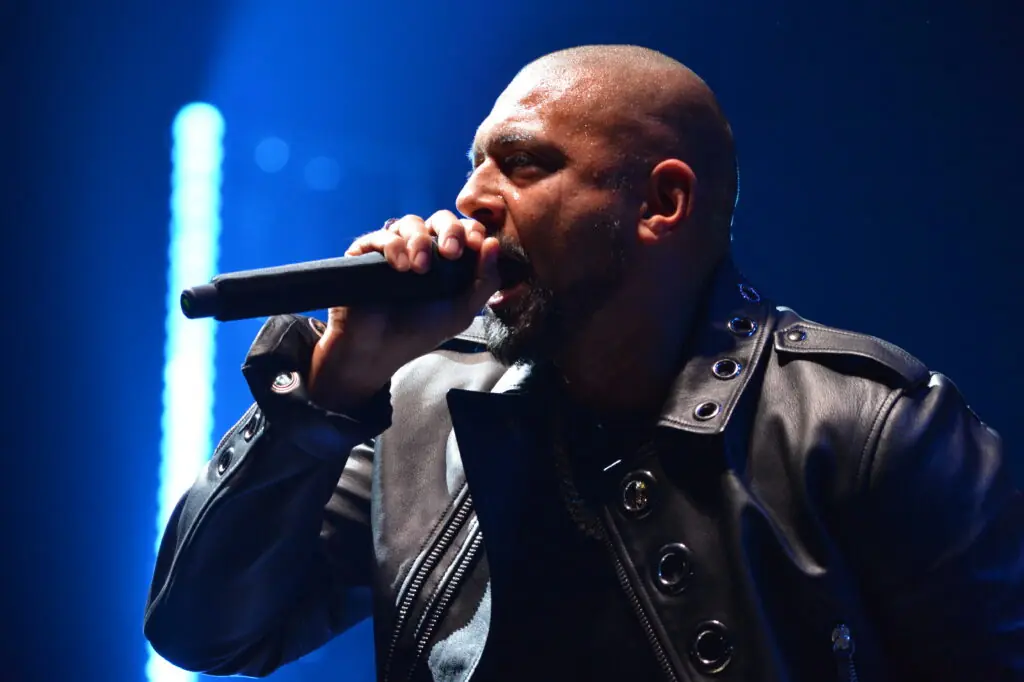 wp-image-1263185228 size-large