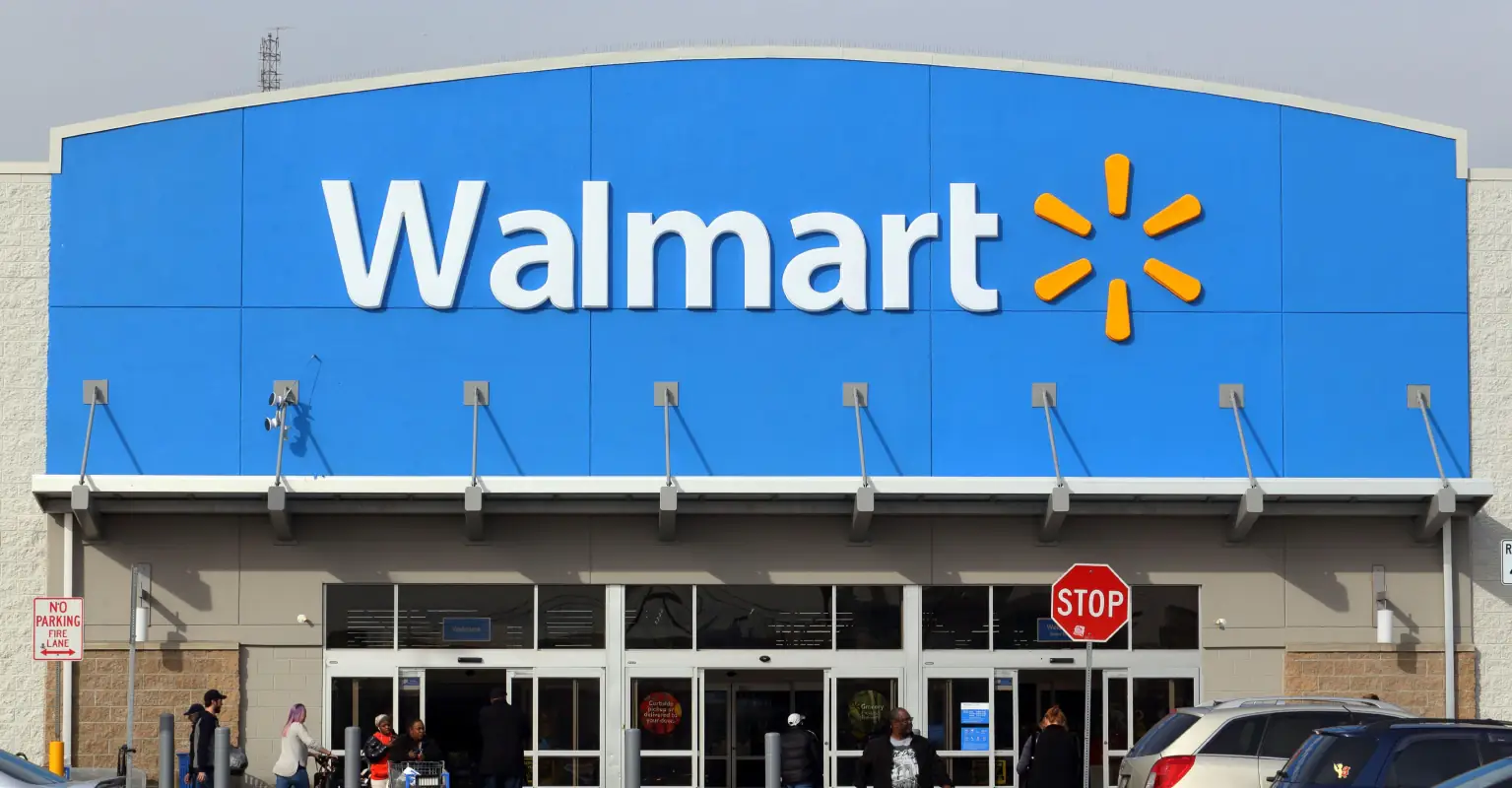 TikToker raises over $100,000 so 82-year-old Walmart employee can finally retire