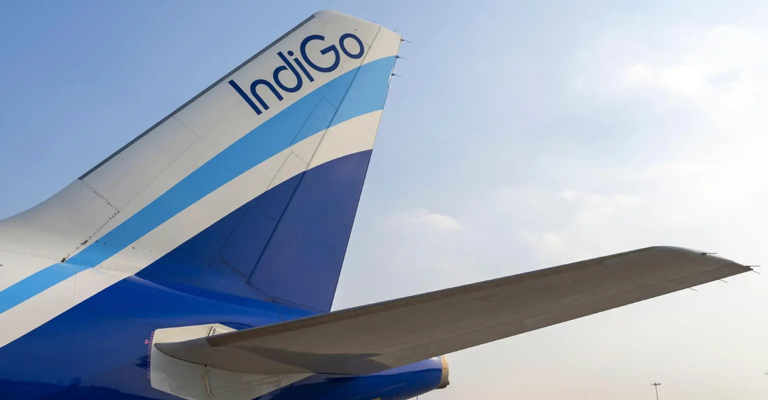 Airline worker yells 'shut up, I am not your servant' amid furious mid-air row with passenger