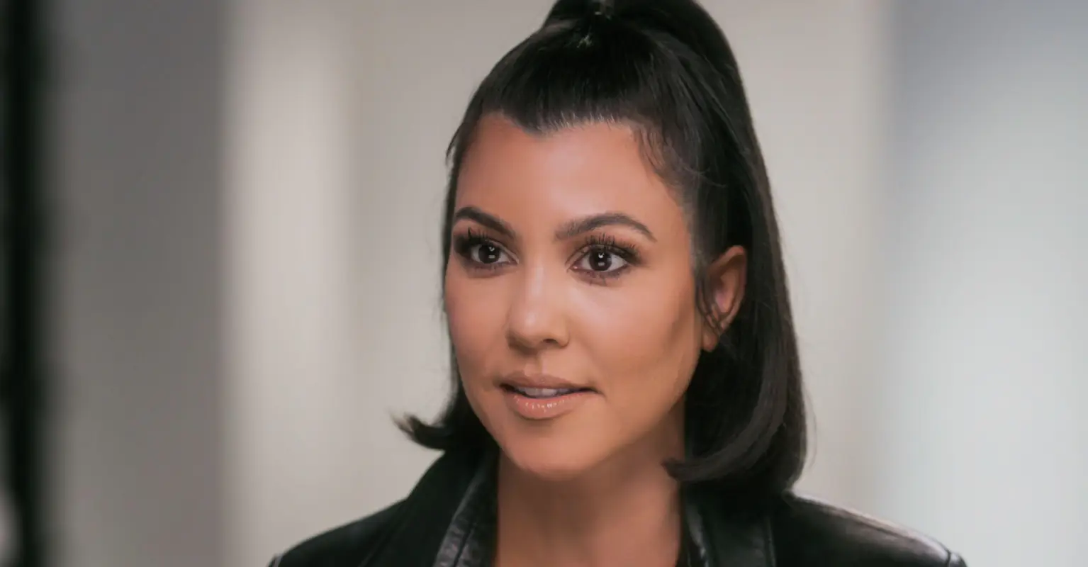 Kourtney Kardashian praised for sharing 'real body' in sheer outfit: 'Showing that natural real body image'