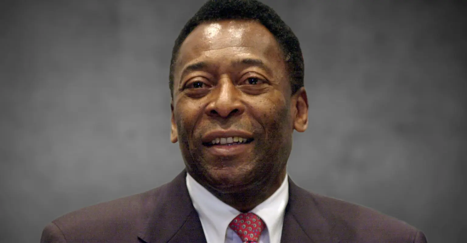 Pelé's daughter reveals soccer legend is not on palliative care, despite reports