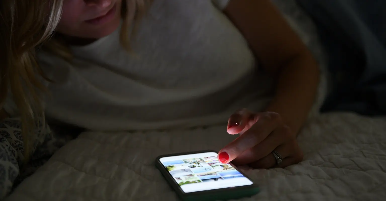 Woman posts before and after photos to prove how much of a difference editing can make