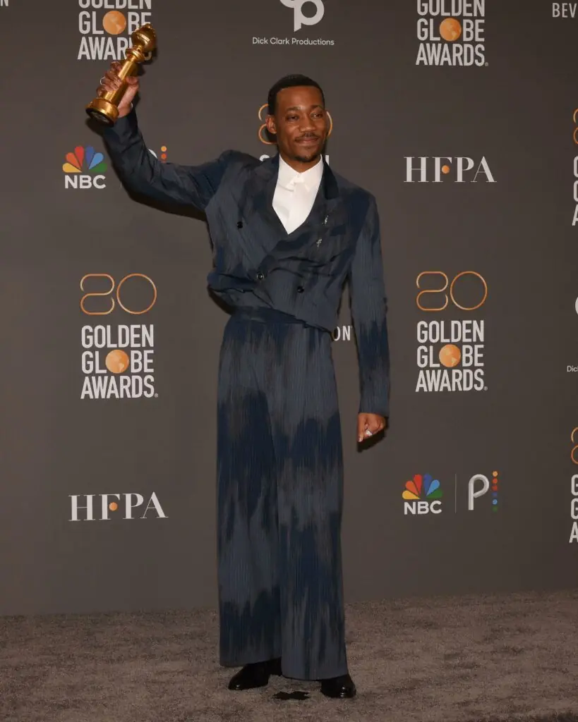 wp-image-1263188559 size-large