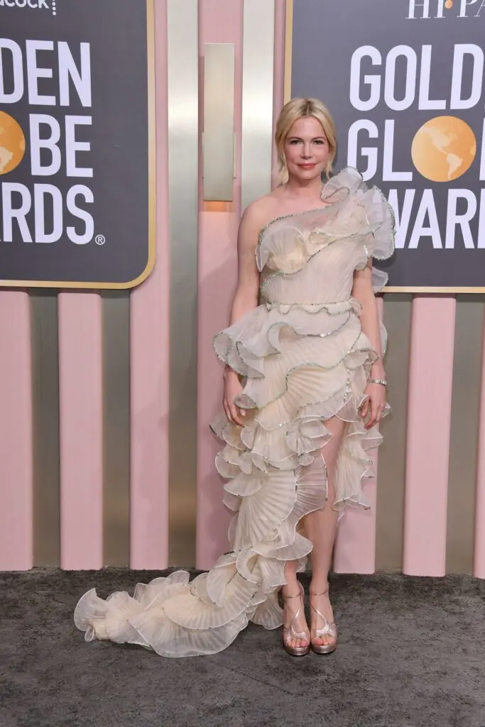 wp-image-1263188580 size-large