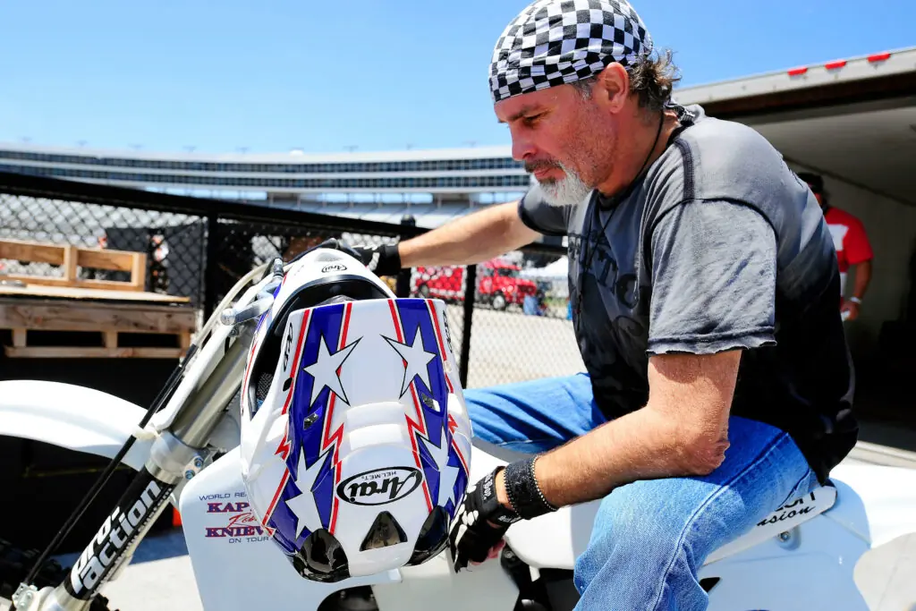 size-large wp-image-1263189195