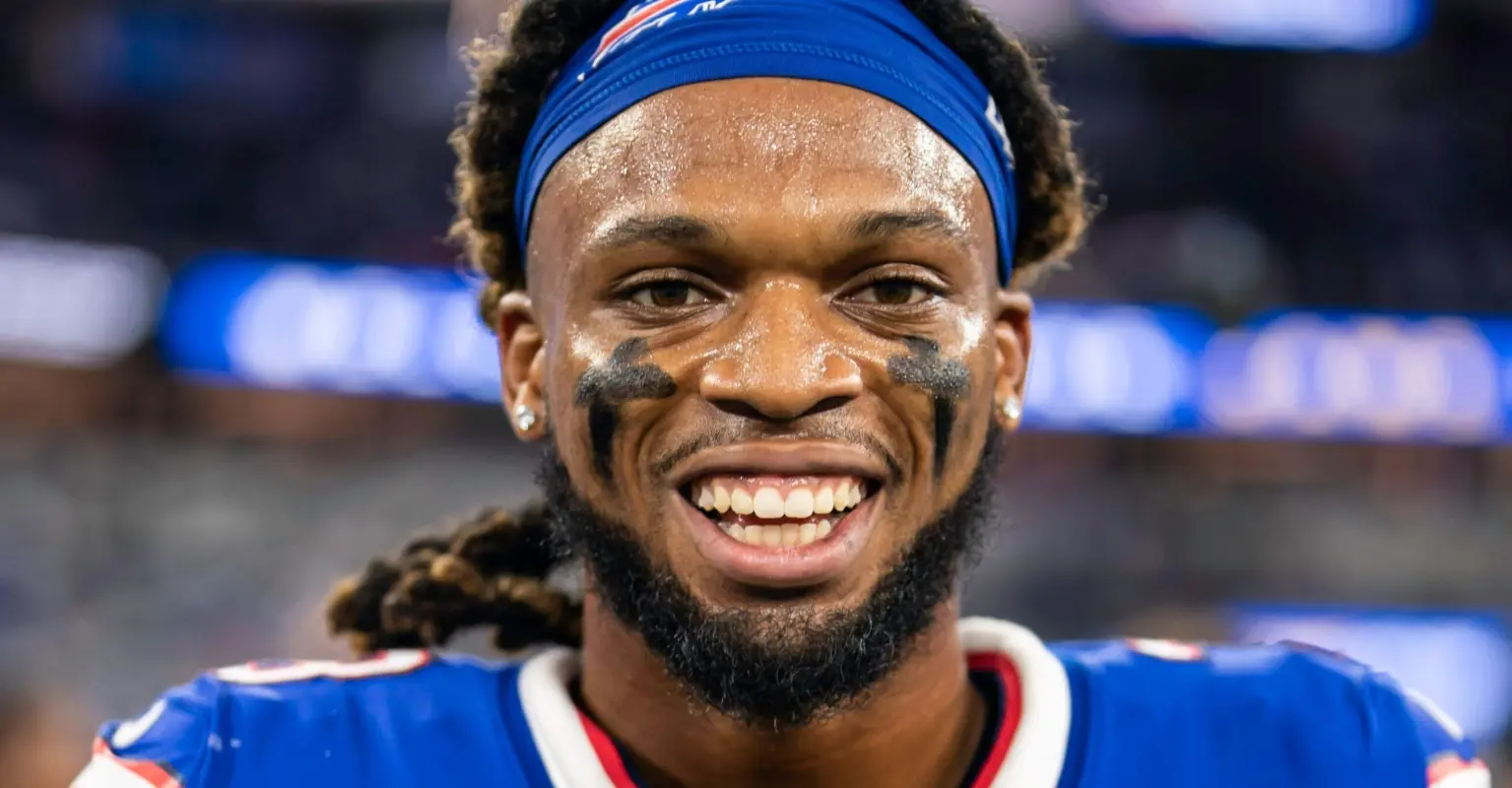 Damar Hamlin was resuscitated at hospital after his heart stopped twice, uncle says