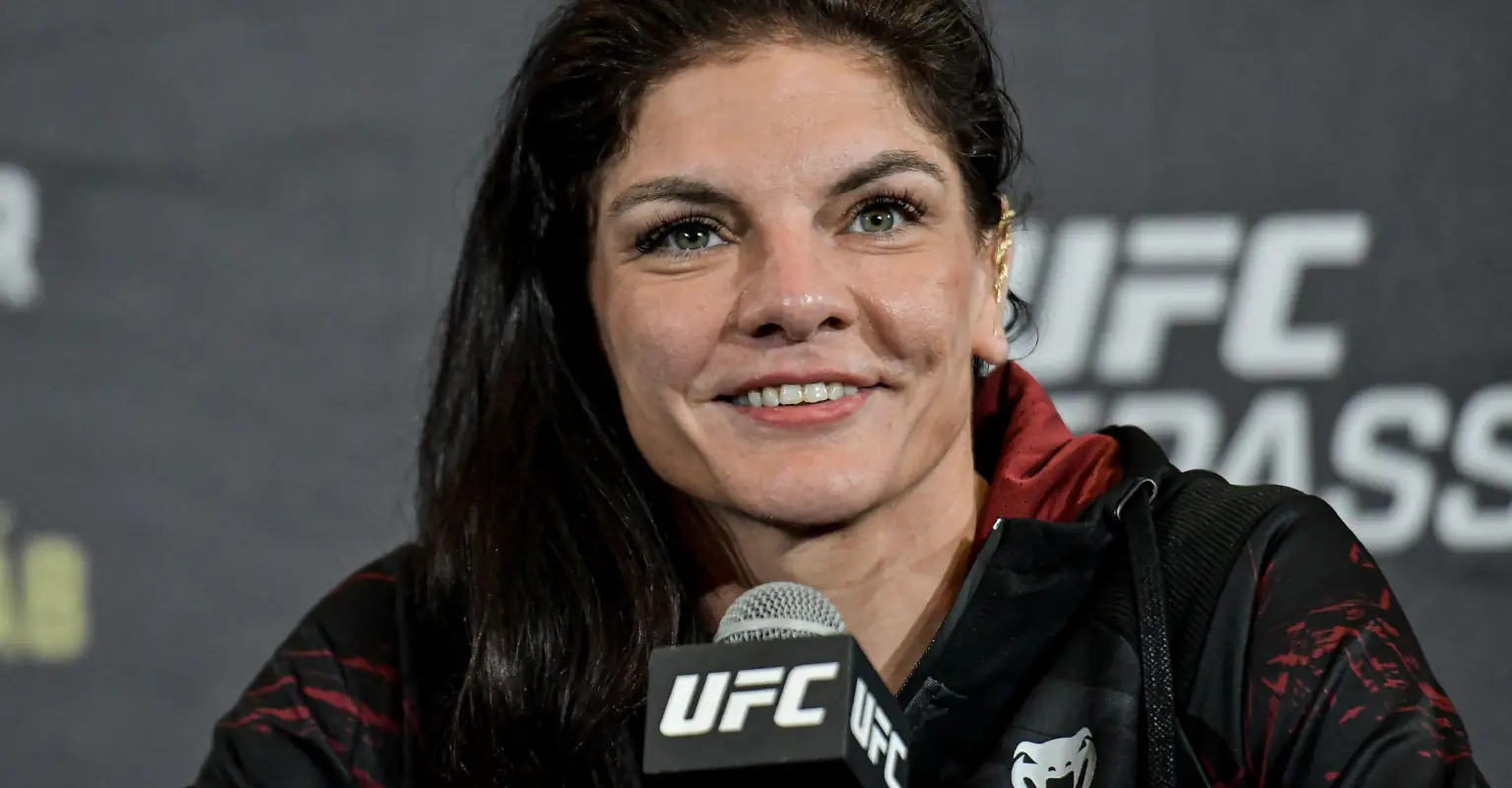 UFC star Lauren Murphy left looking unrecognizable after brutal fight