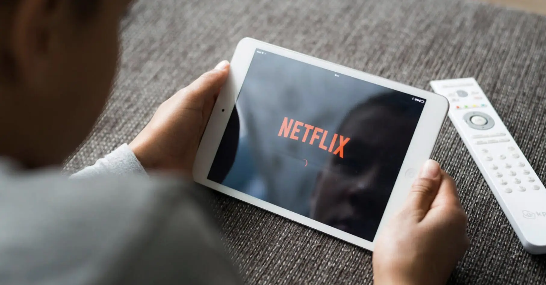 People vow to cancel Netflix subscriptions after platform cracks down on password sharing