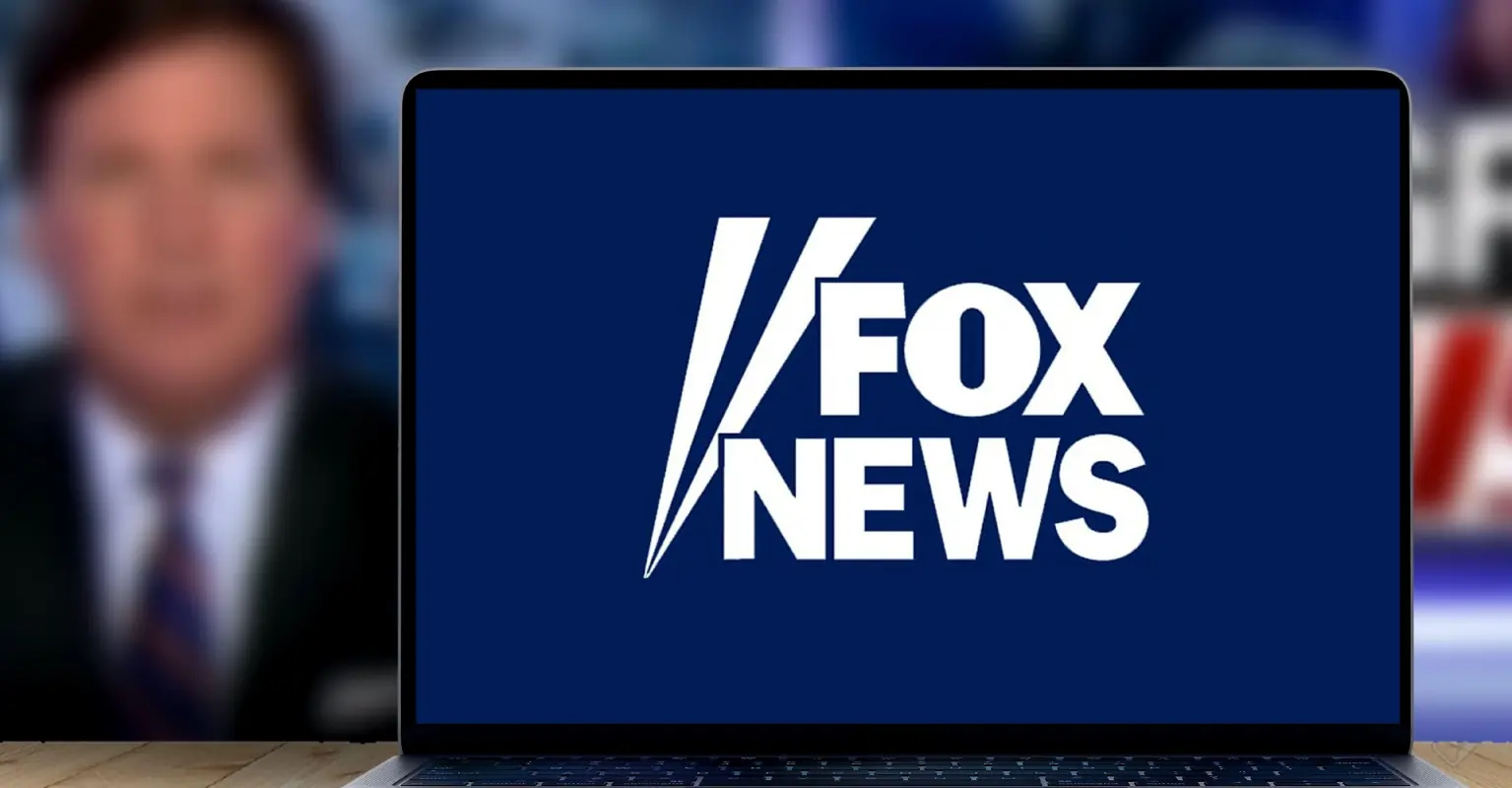 Fox News correspondent Benjamin Hall returns to live TV after losing parts of his limbs in Ukraine attack