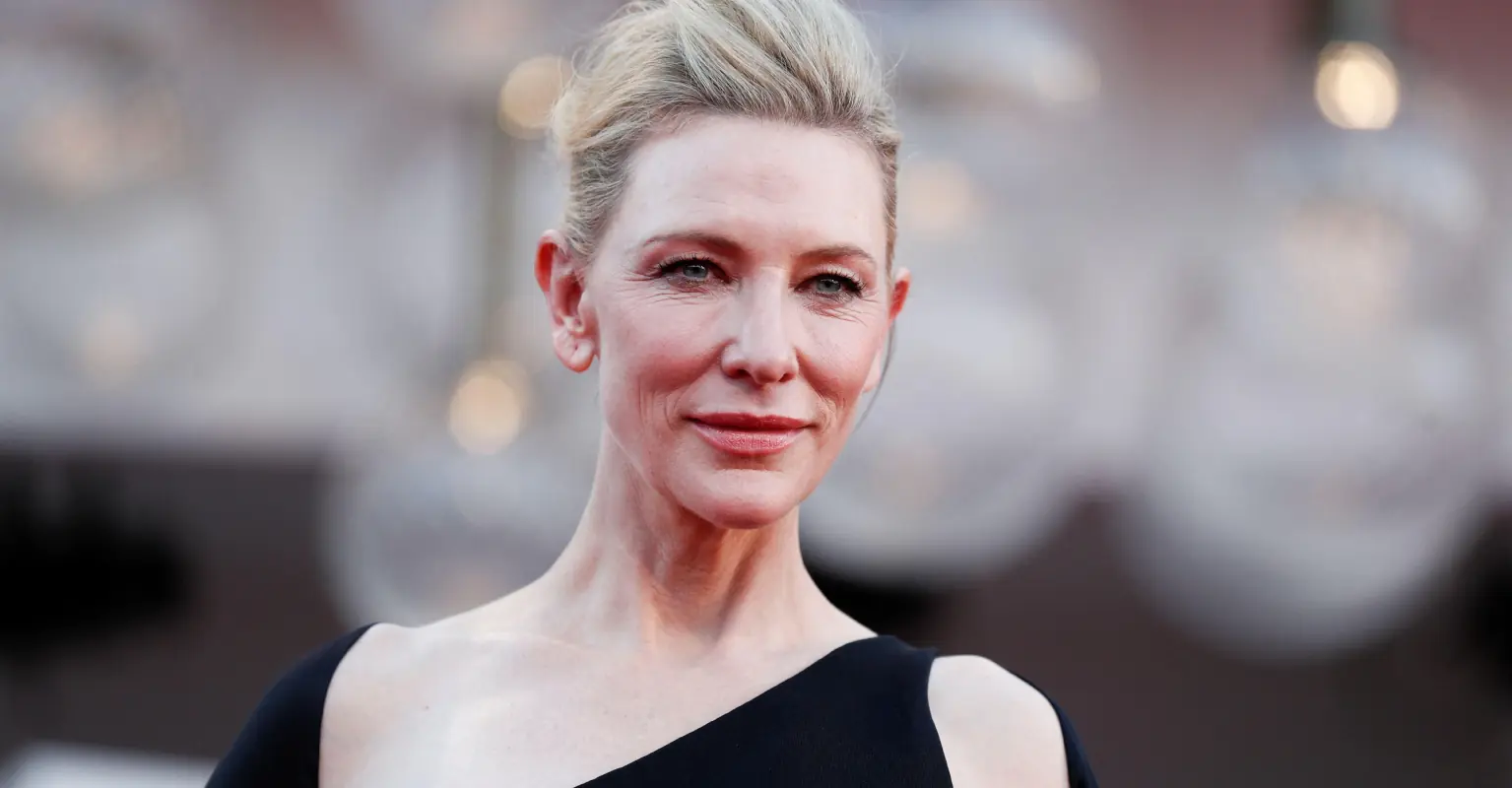 Cate Blanchett criticized for reponse to Margot Robbie's taste in music