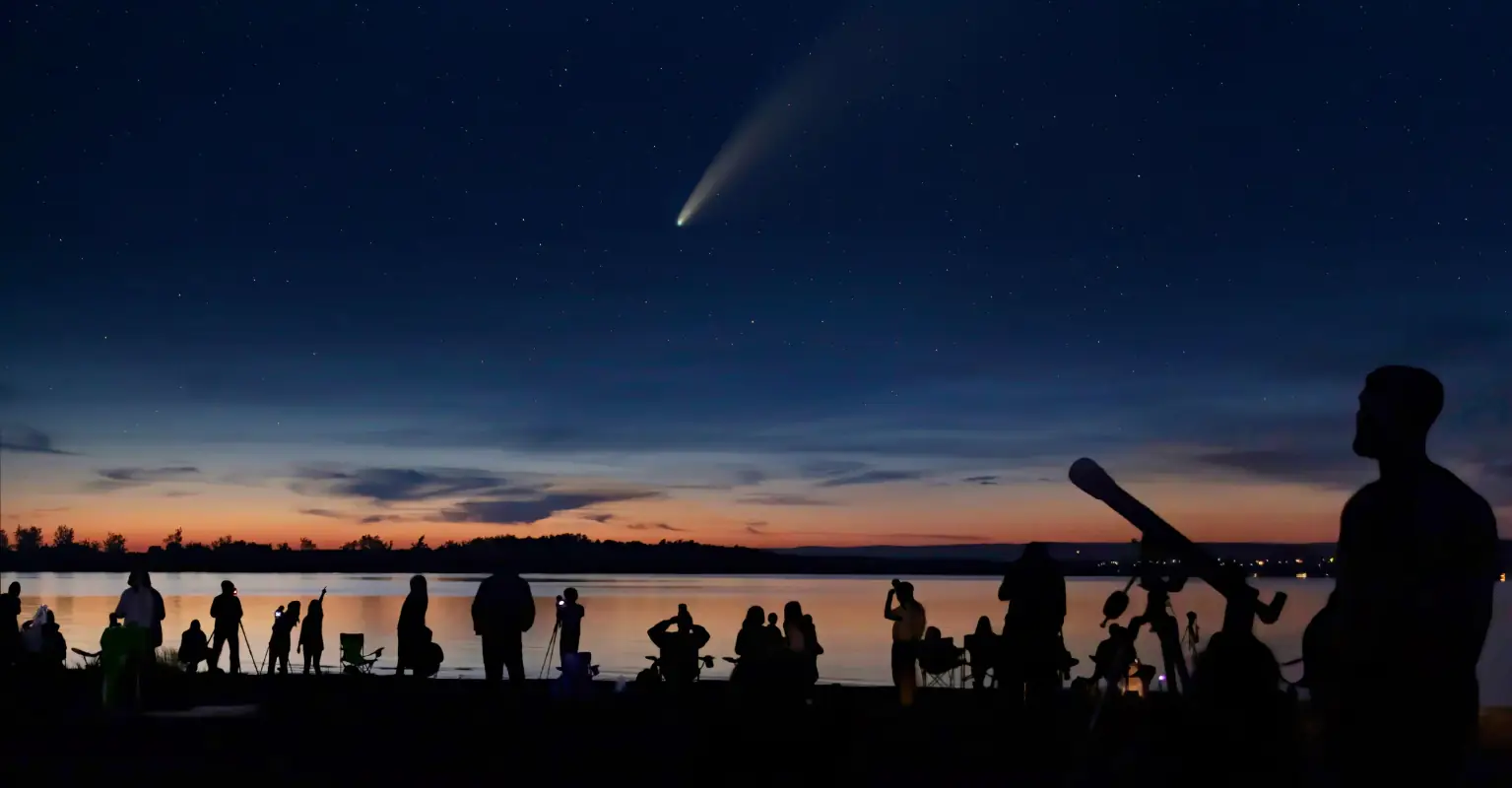 A comet last seen during the Neanderthals to be visible in early 2023