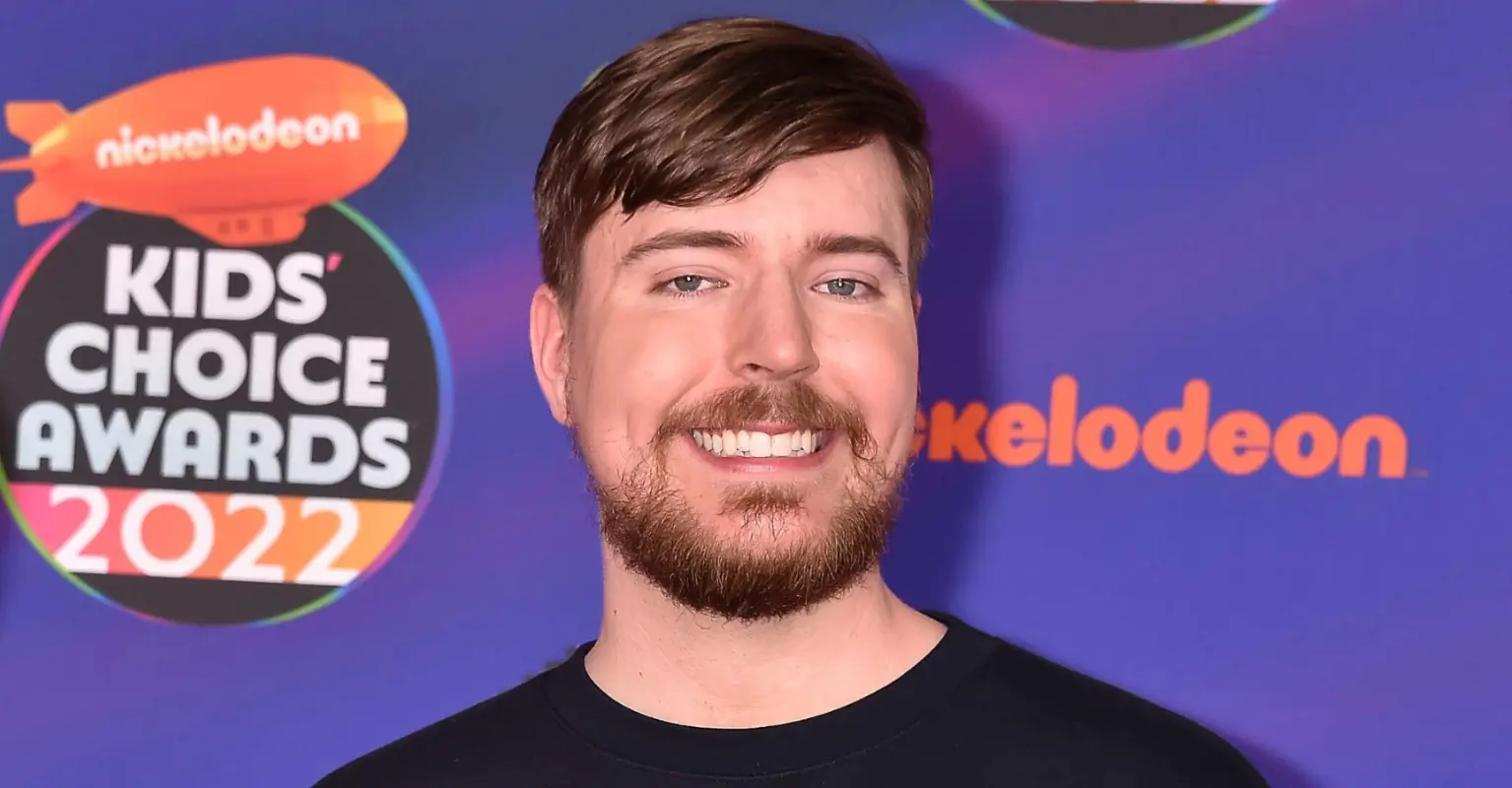 MrBeast star Chris Tyson celebrated for sharing 'before and after' photos after starting hormone replacement therapy