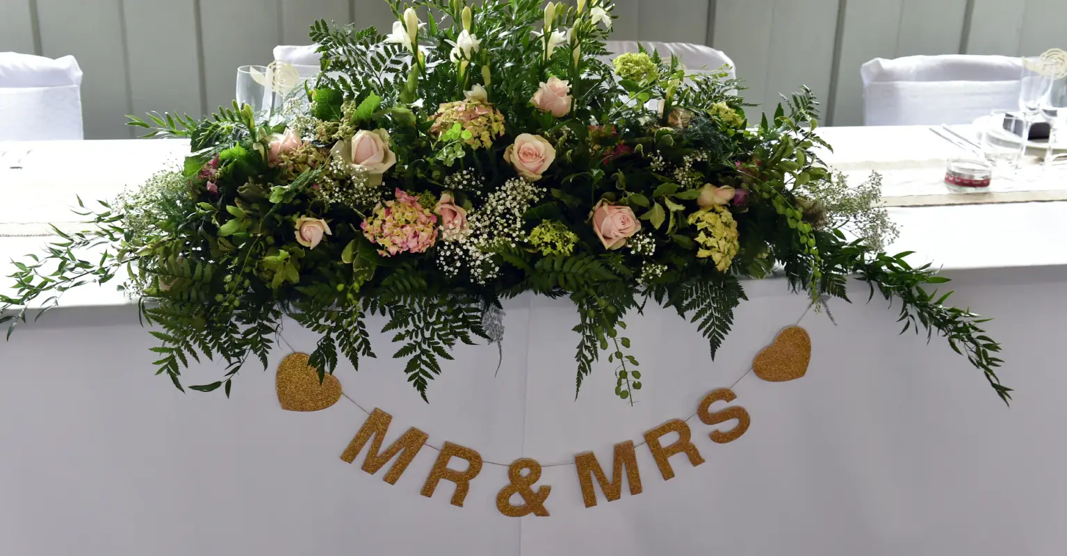 Newlyweds left mortified after best man delivers 'best punchline from a bestman's speech ever'