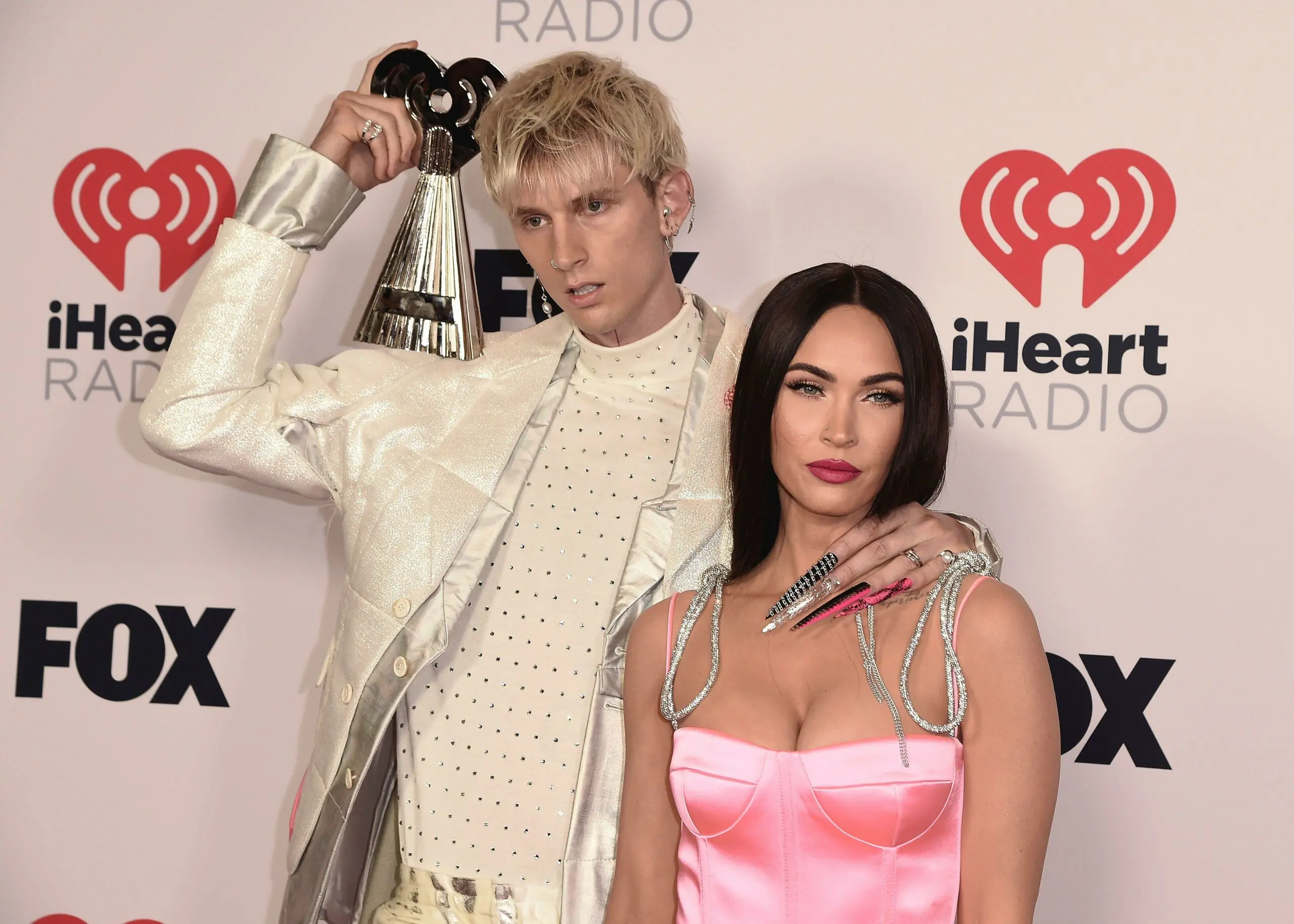 Fans spot Megan Fox 'deletes pictures with Machine Gun Kelly' after cryptic caption and following rival Eminem - Article Image 1