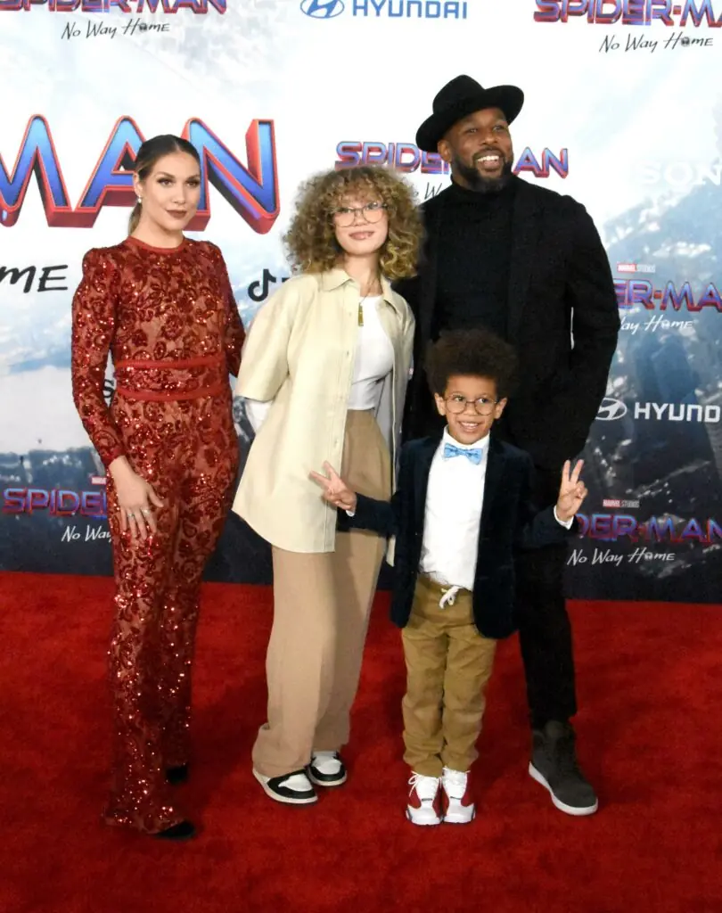 wp-image-1263196355 size-large