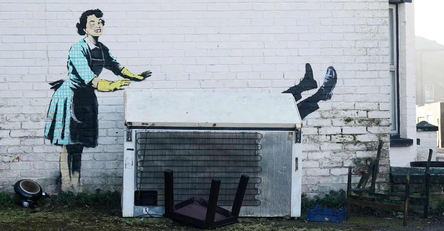 Banksy's Valentine's Day art removed after just a few hours