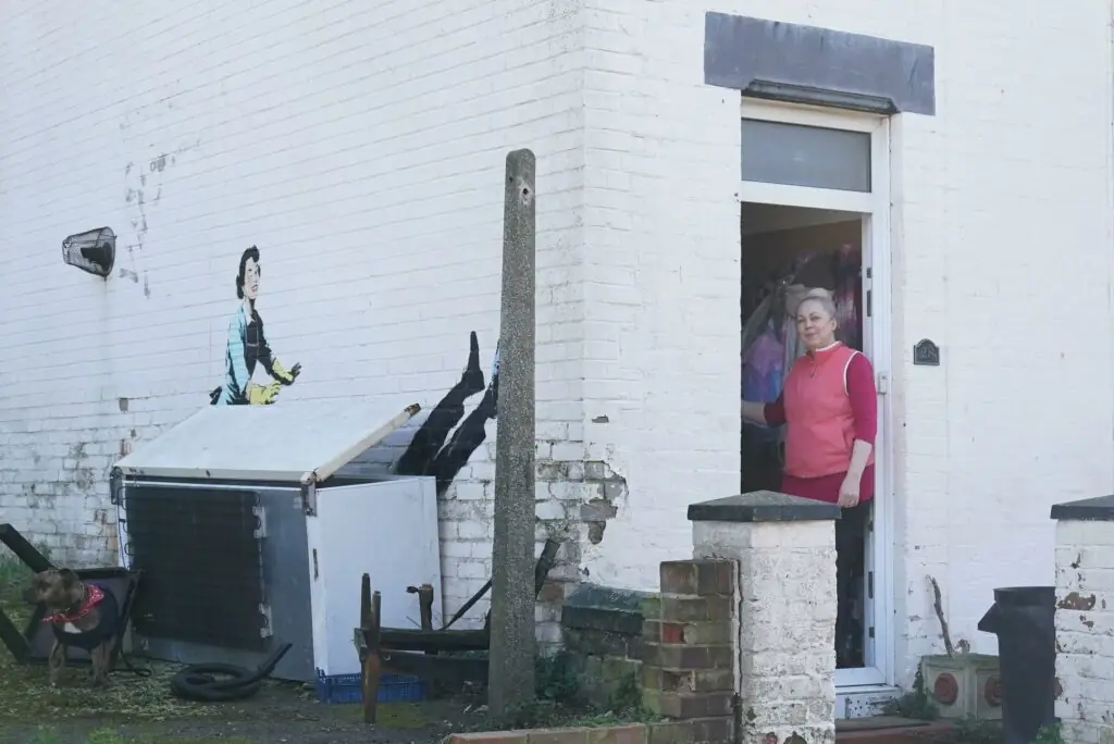 wp-image-1263195102 size-large