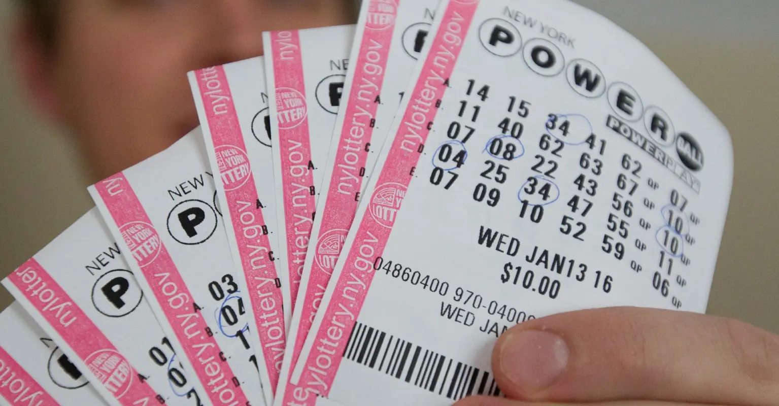 Lucky Powerball player wins enormous $747 million prize