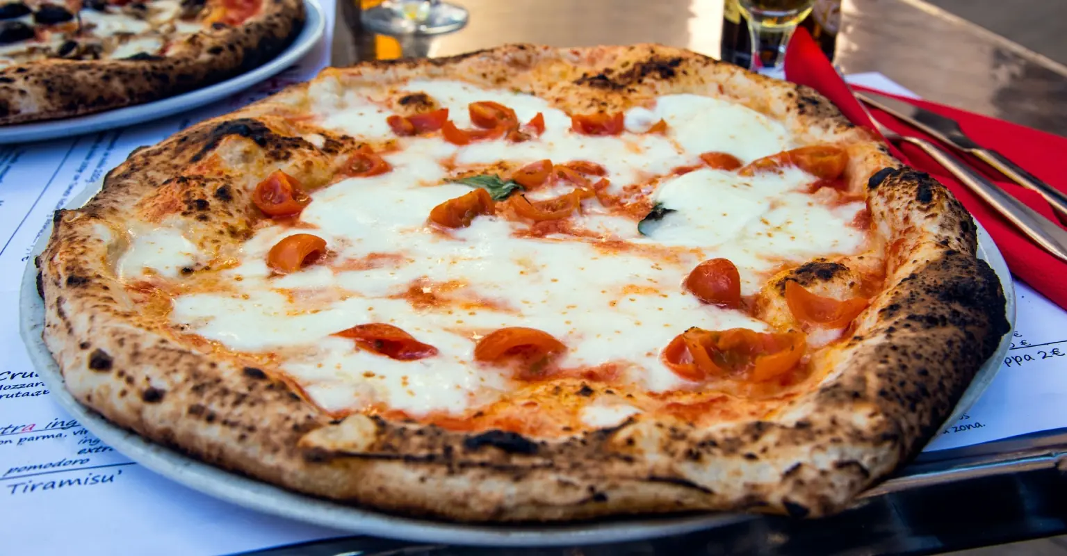 Ohio pizza shop raises eyebrows with 'hiring non-stupid people' sign