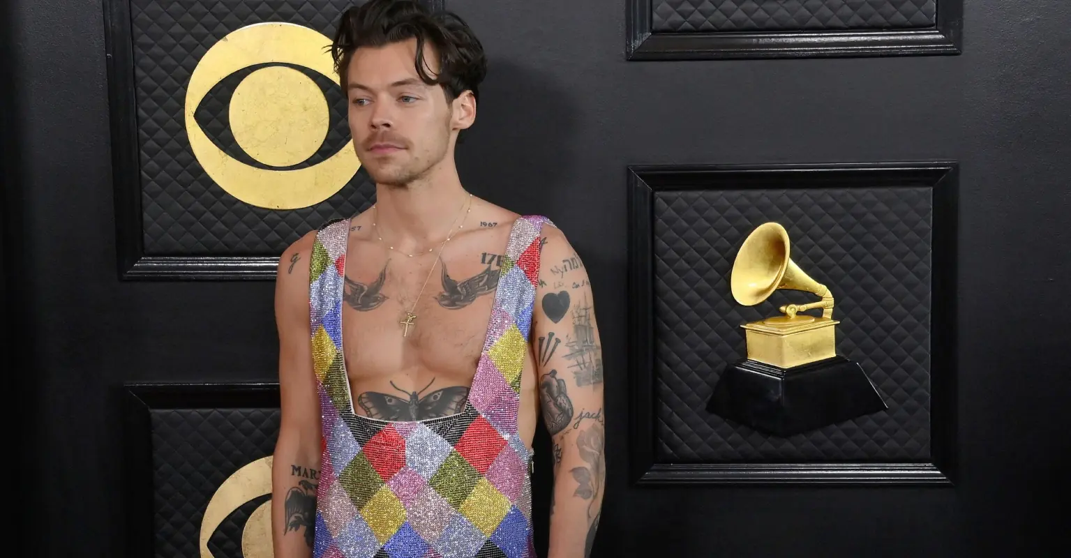 Harry Styles' bold Grammys look divides the internet