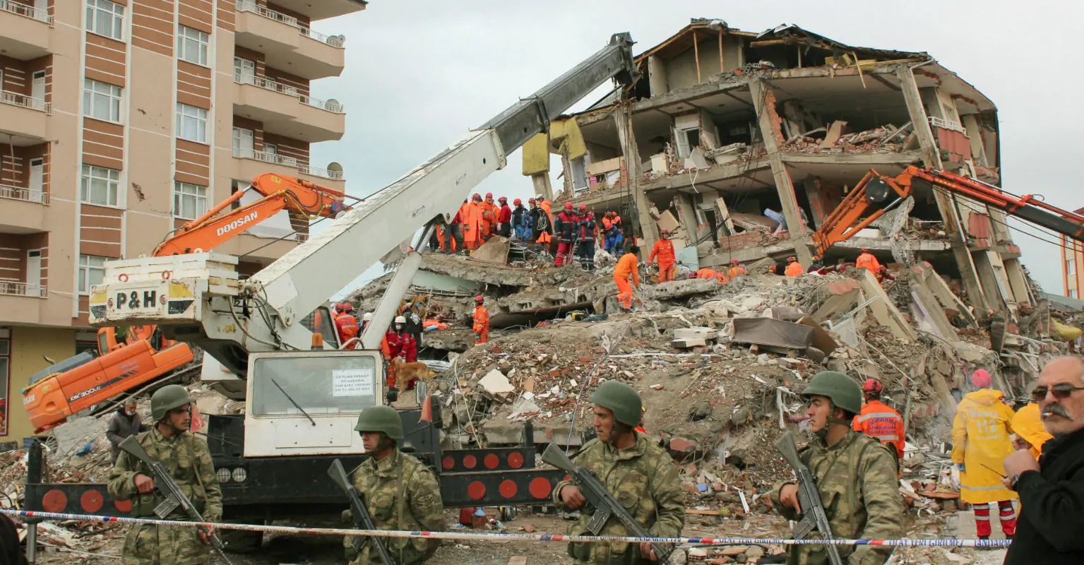 Family-of-6 rescued from rubble after being trapped for over 100 hours