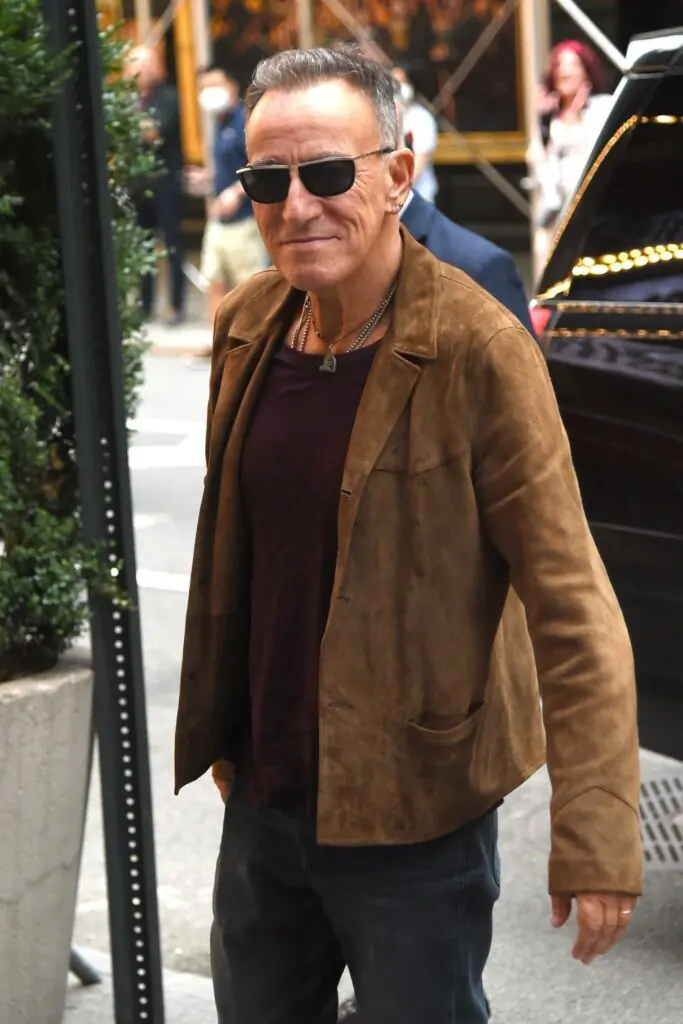 wp-image-1263202082 size-large