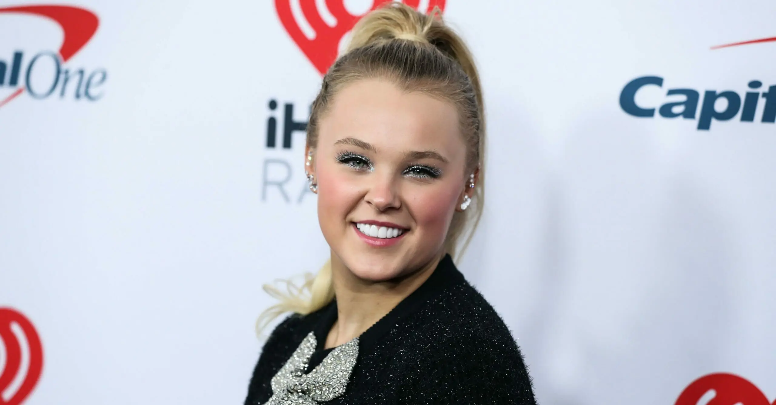 JoJo Siwa slams TV company's reaction to her coming out as gay