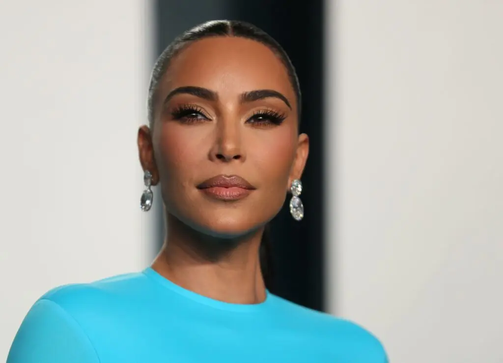 wp-image-1263199308 size-large