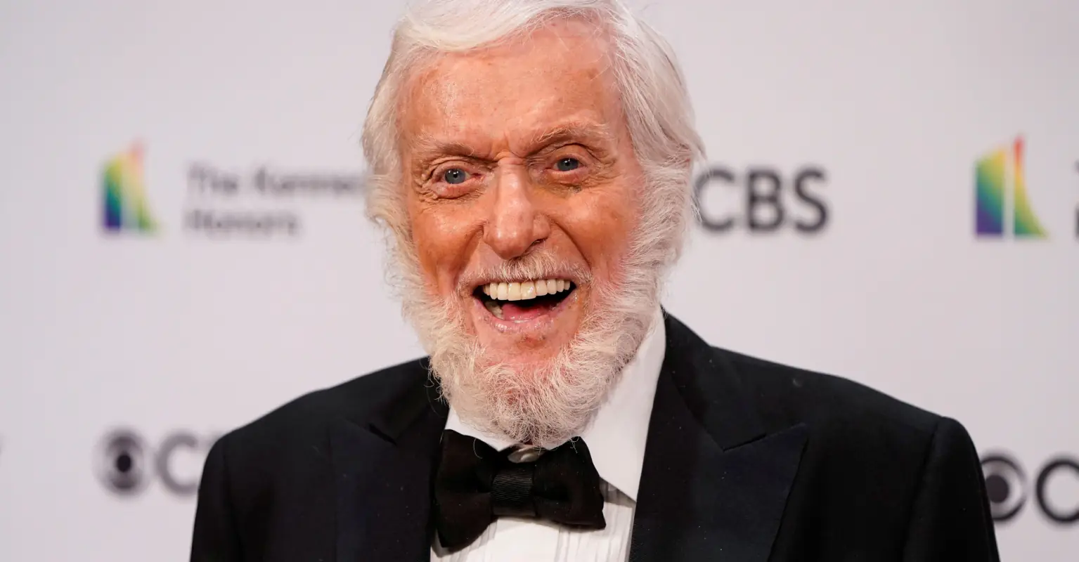 Dick Van Dyke gives update on his condition after car crash