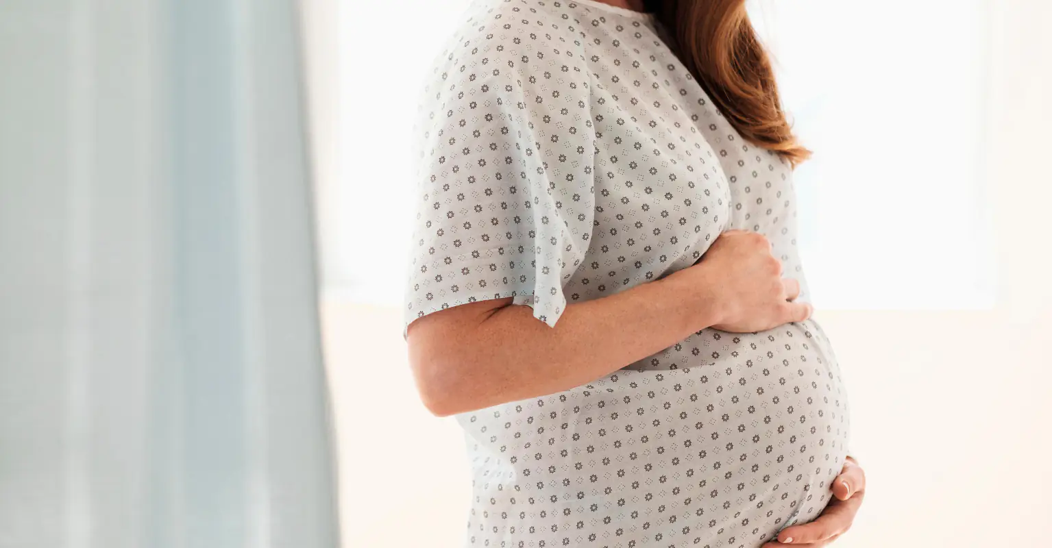 Mom sparks debate after urging husband to 'pick' her life over baby's during birth