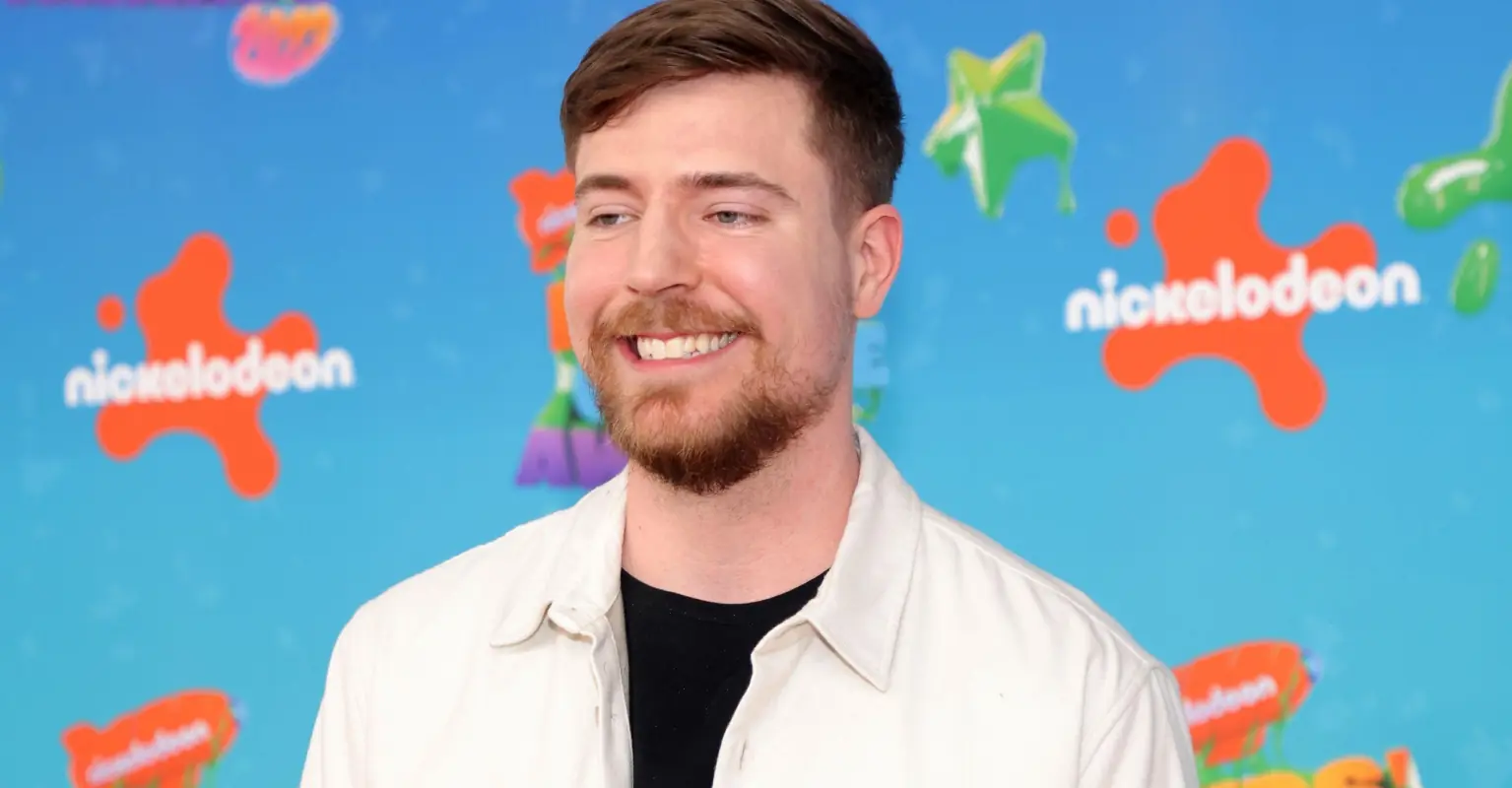 YouTuber MrBeast splits opinion as he 'tips' server a new car