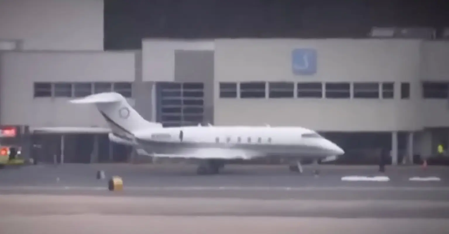 FBI investigates after plane passenger is killed during severe turbulence