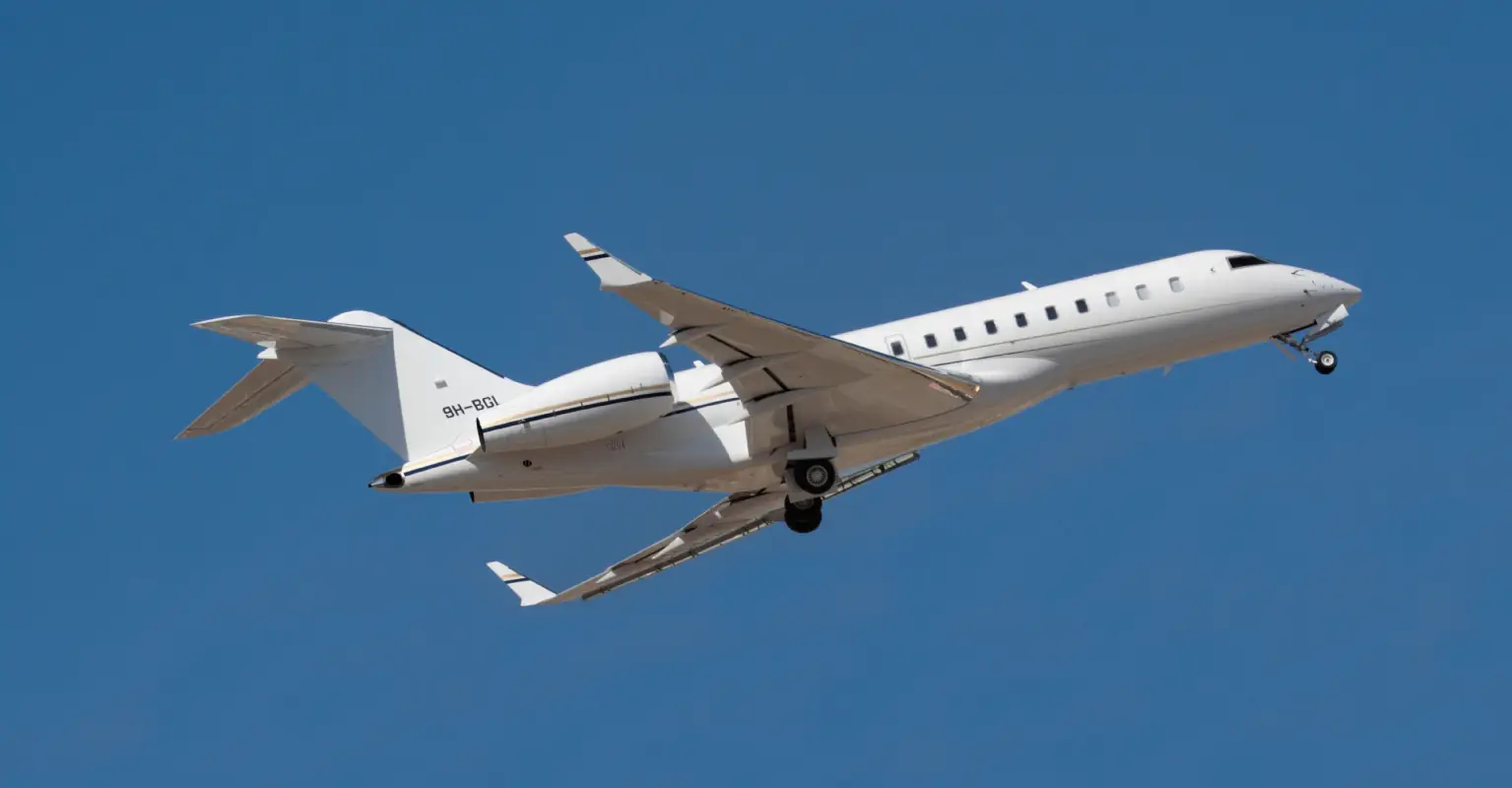 Passenger killed following severe turbulence named as former White House official