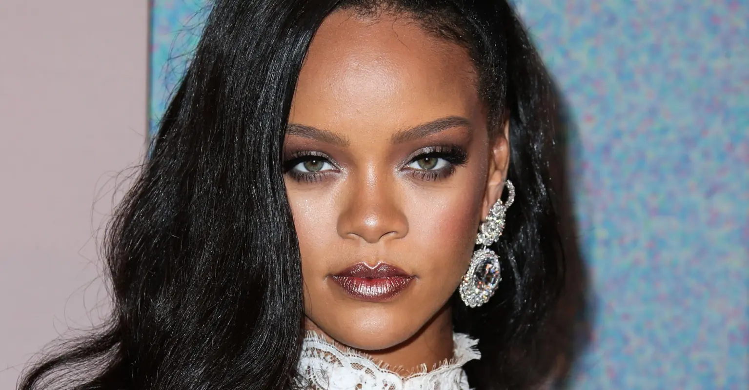 Rihanna sends roses to senior citizens who recreated her Super Bowl halftime show