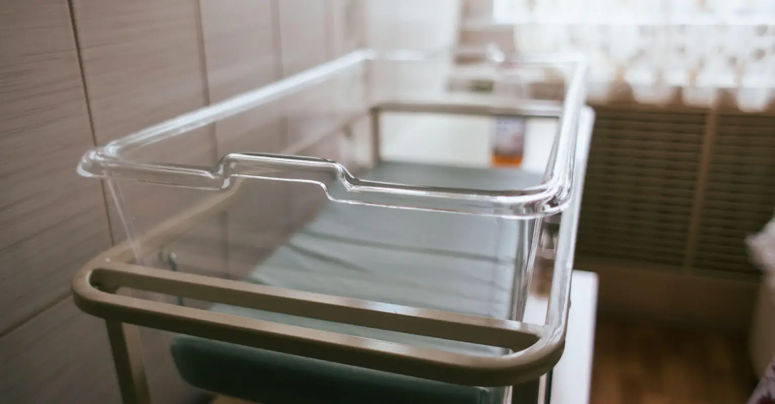 Woman loses both hands and feet following childbirth