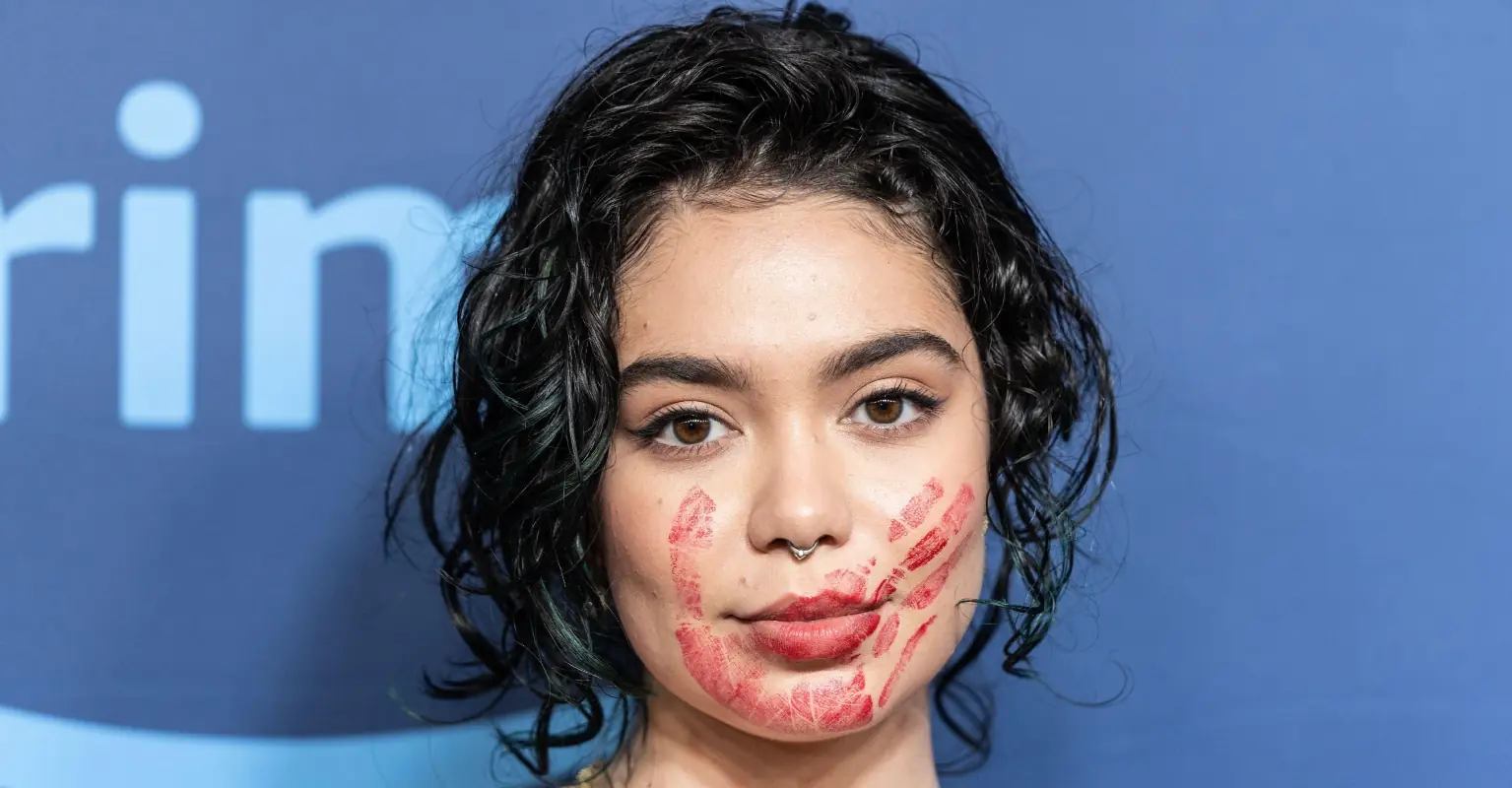 Moana star Auli'i Cravalho walks red carpet with hand print on her face to send important message