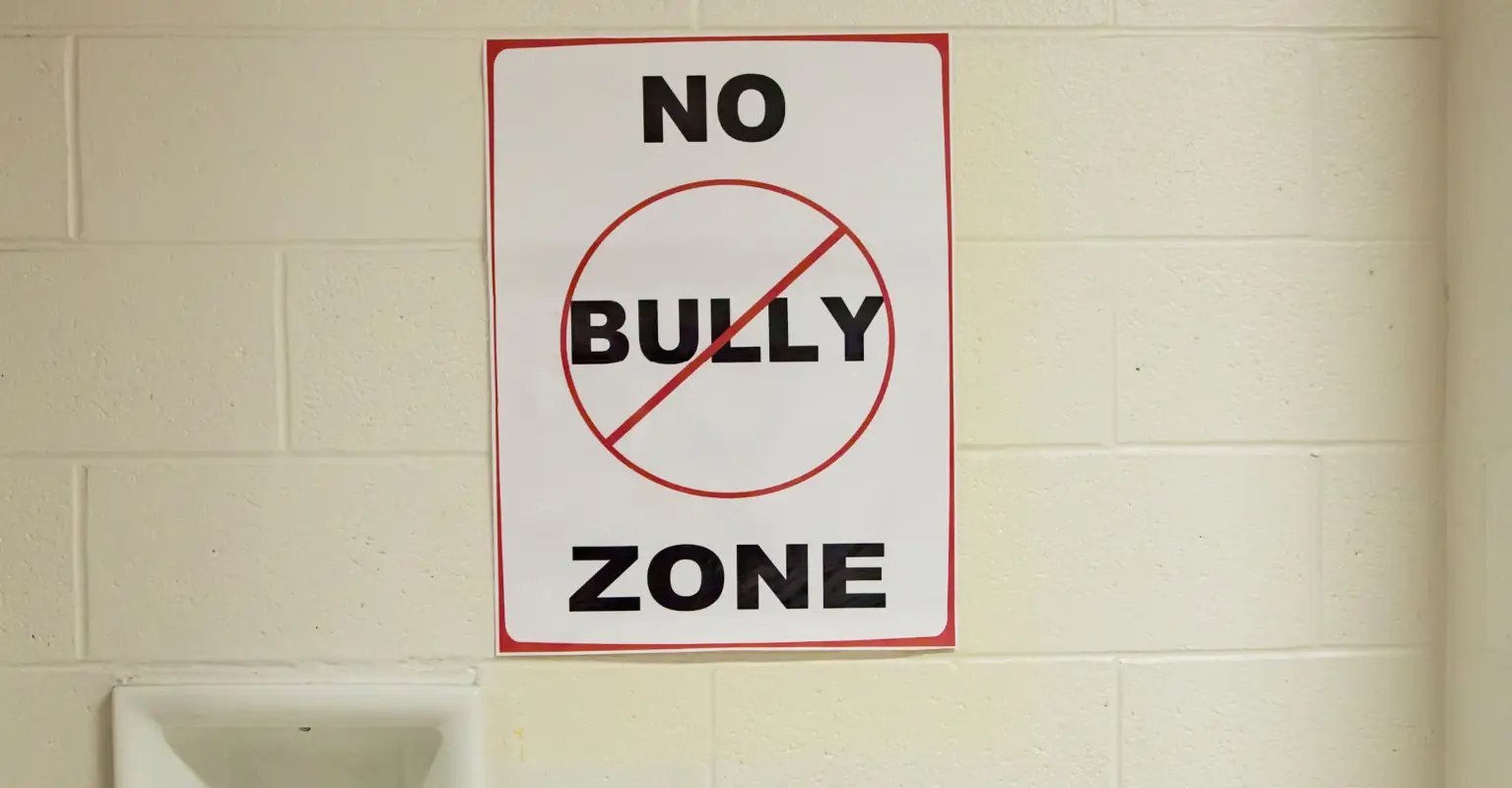Mom divides internet after praising daughter for 'punching bully in the face'