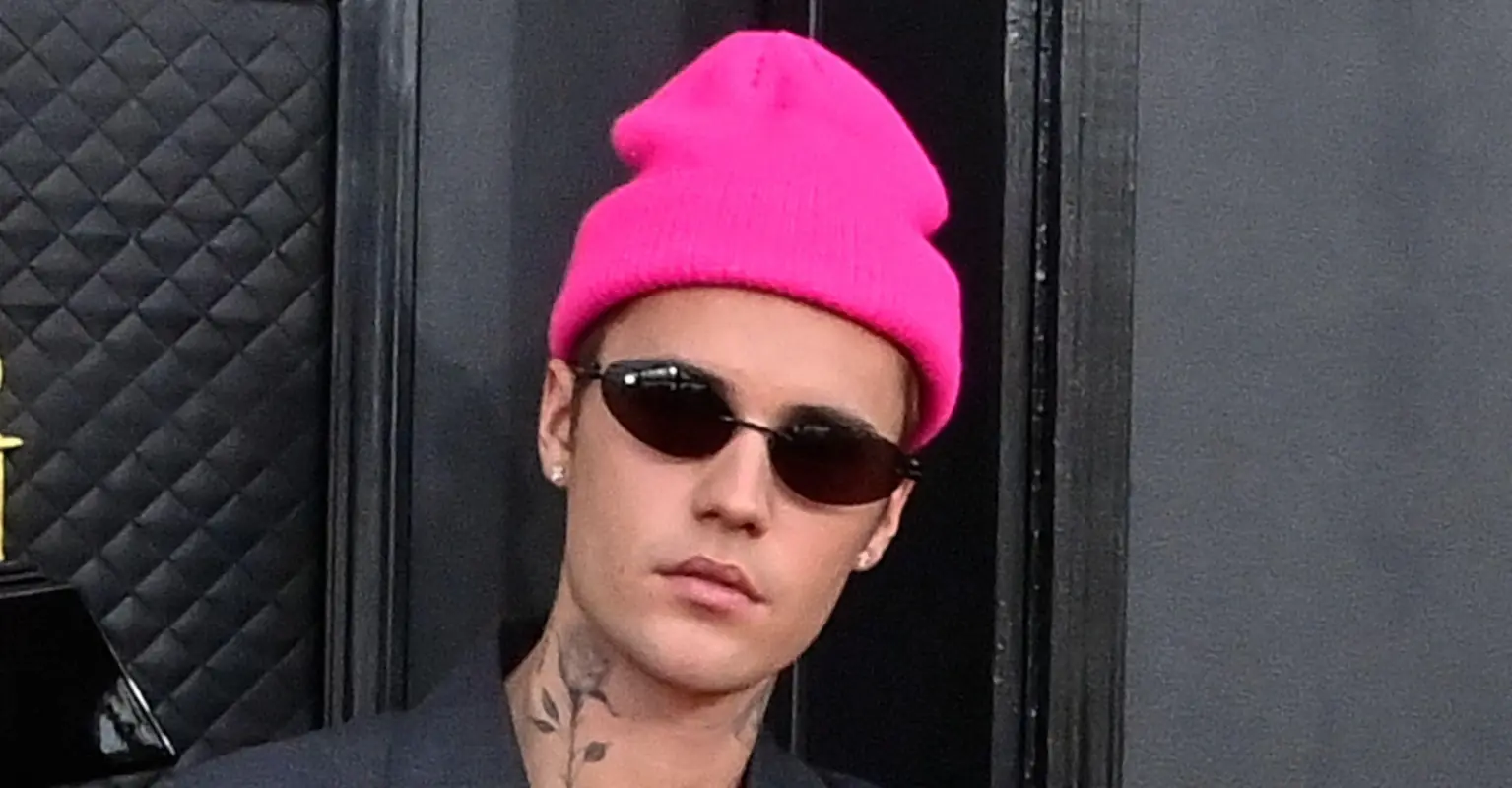 People think Justin Bieber's birthday party favors were a swipe at Selena Gomez