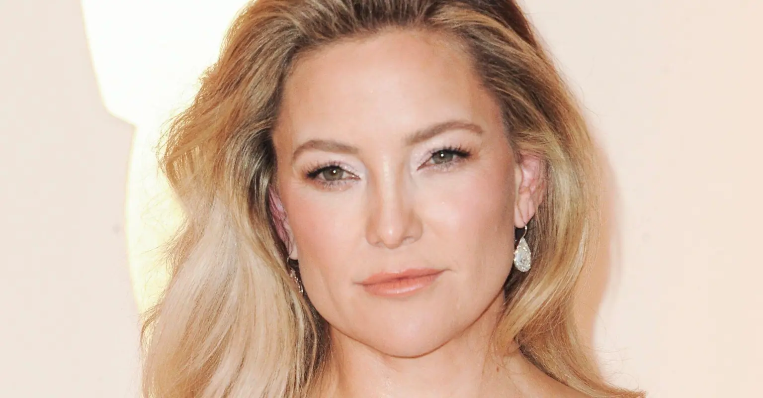 Awkward moment reporter tells Oscar-less Kate Hudson 'you know what it’s like to win an Oscar'