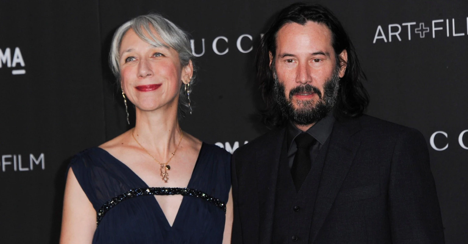 Keanu Reeves says his last moment of 'bliss' was in bed with 'my honey'