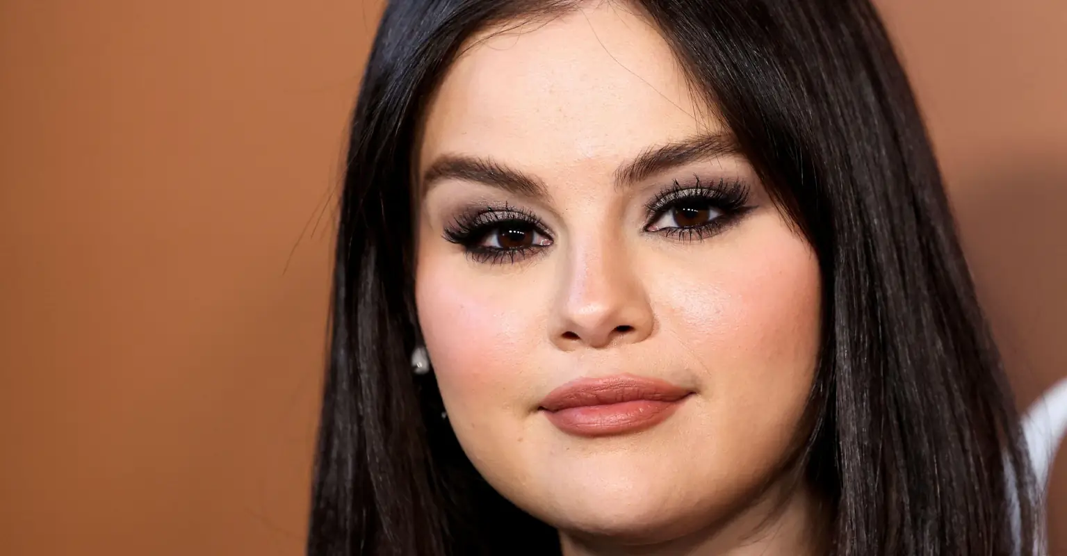 Selena Gomez racks up millions of likes in minutes with latest Instagram selfie