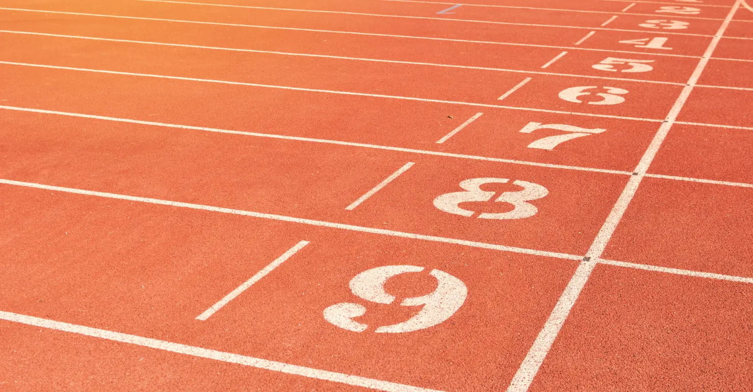 Woman due to give birth this month runs 5:17 mile at 9 months pregnant