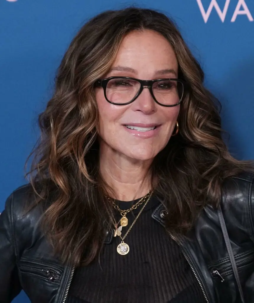 wp-image-1263208069 size-large